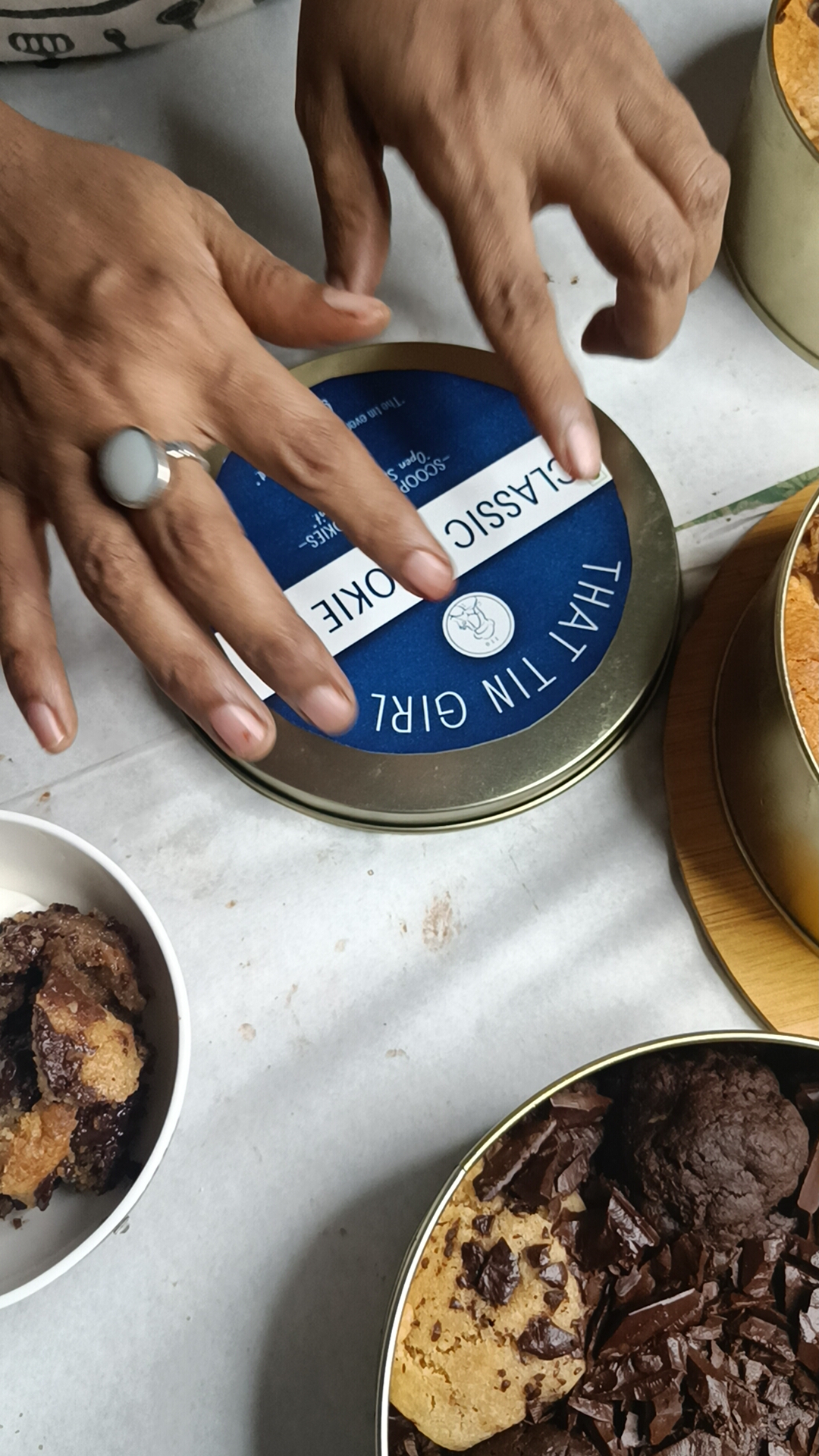 Gift-ready cookie tin from the Cookie Tin Masterclass